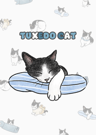 tuxedocat4 / white