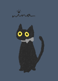 黒猫のニーナです