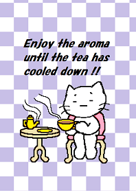 The life of a white cat (Tea Time)