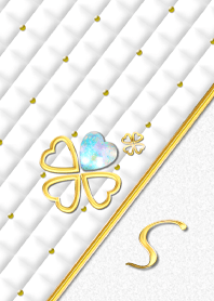 Initial"S" 10月の誕生石オパールと共に