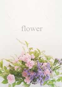Surrounded by light floral fragrance8.