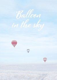 Balloon in the sky　空に気球