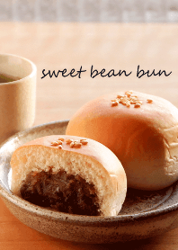 sweet bean bun !