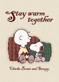 Snoopy Stay warm together