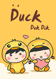 คู่รักในชุดเป็ดดุ๊กดิ๊ก