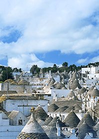 白い街並みのアルベロベッロ