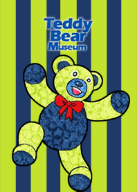 Teddy Bear Museum 122 - Excited Bear