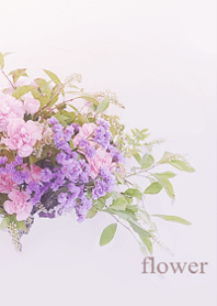 Surrounded by light floral fragrance13.