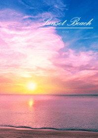 心を満たすピンク色の夕陽と海