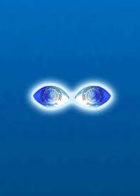 Sapphire eyes of amulet