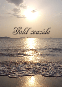 Golden sea and sky attract good luck !