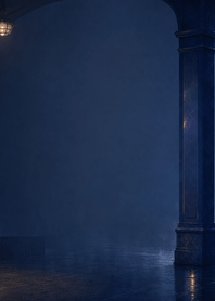 夜雨中的靛藍拱廊柱