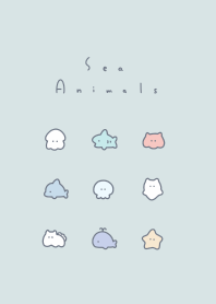 สัตว์ทะเล / light blue white