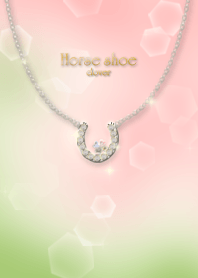 幸運のアイテム馬蹄型(クローバー)