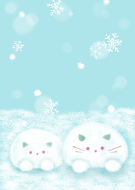 白雪のまあるいねこ