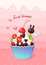 핑크 달콤한 여름 과일 케이크 아이스크림