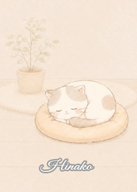 Cozy Lazy Cat: Hinako