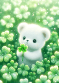 Little Bear in Clover Field V.1
