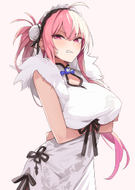 她一臉嫌棄的瞪著你 15