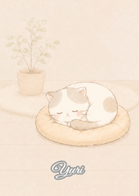 Cozy Lazy Cat: Yuri