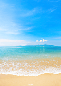 Refreshing emerald green sea from Japan
