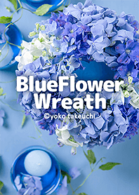 青い花のリース