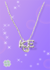 イニシャル30 K&E （四つ葉のクローバー）
