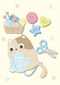 Lucy : Cute little cat and yarn