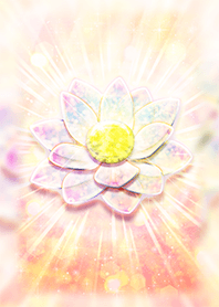 驚く程の幸運に満たされる蓮の花クリスタル
