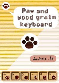 貓爪子和木紋鍵盤