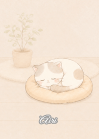 Cozy Lazy Cat: Airi
