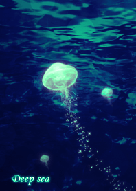 Deep sea [beautiful jellyfish]!!!