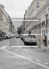 Short hand travel Europa Paris street 2