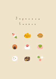 ちいさな和菓子。赤とベージュ