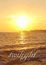 ทะเลส่องแสงสีทองและโชคก็เพิ่มขึ้น!