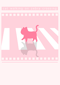 cat zebra crossing J-pale pink (Pi3)