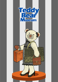 Teddy Bear Museum 11 - Gift Bear