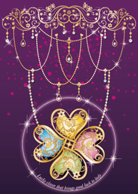 Jewelry clover brings good luck to lady*