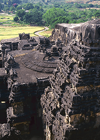 地球のパワースポット エローラ石窟群