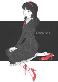 赤いカチューシャの女の子。