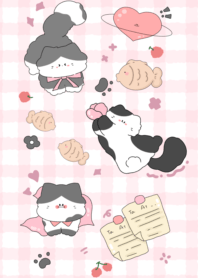 Fat cat with a cardboard pattern2